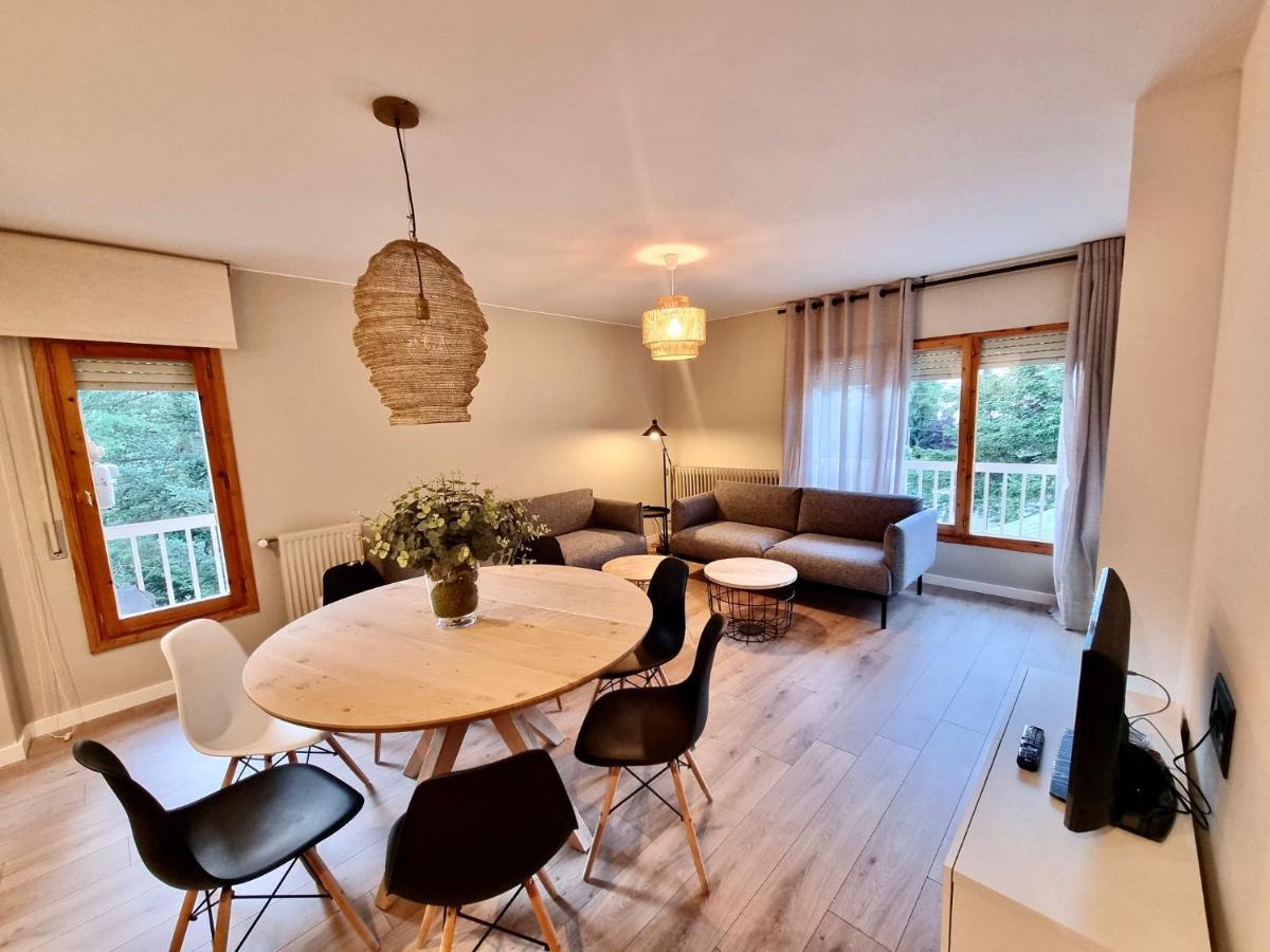 Tierra Boutique, Tierra Suites Y Tierra Valles Apartamentos Biescas  Εξωτερικό φωτογραφία